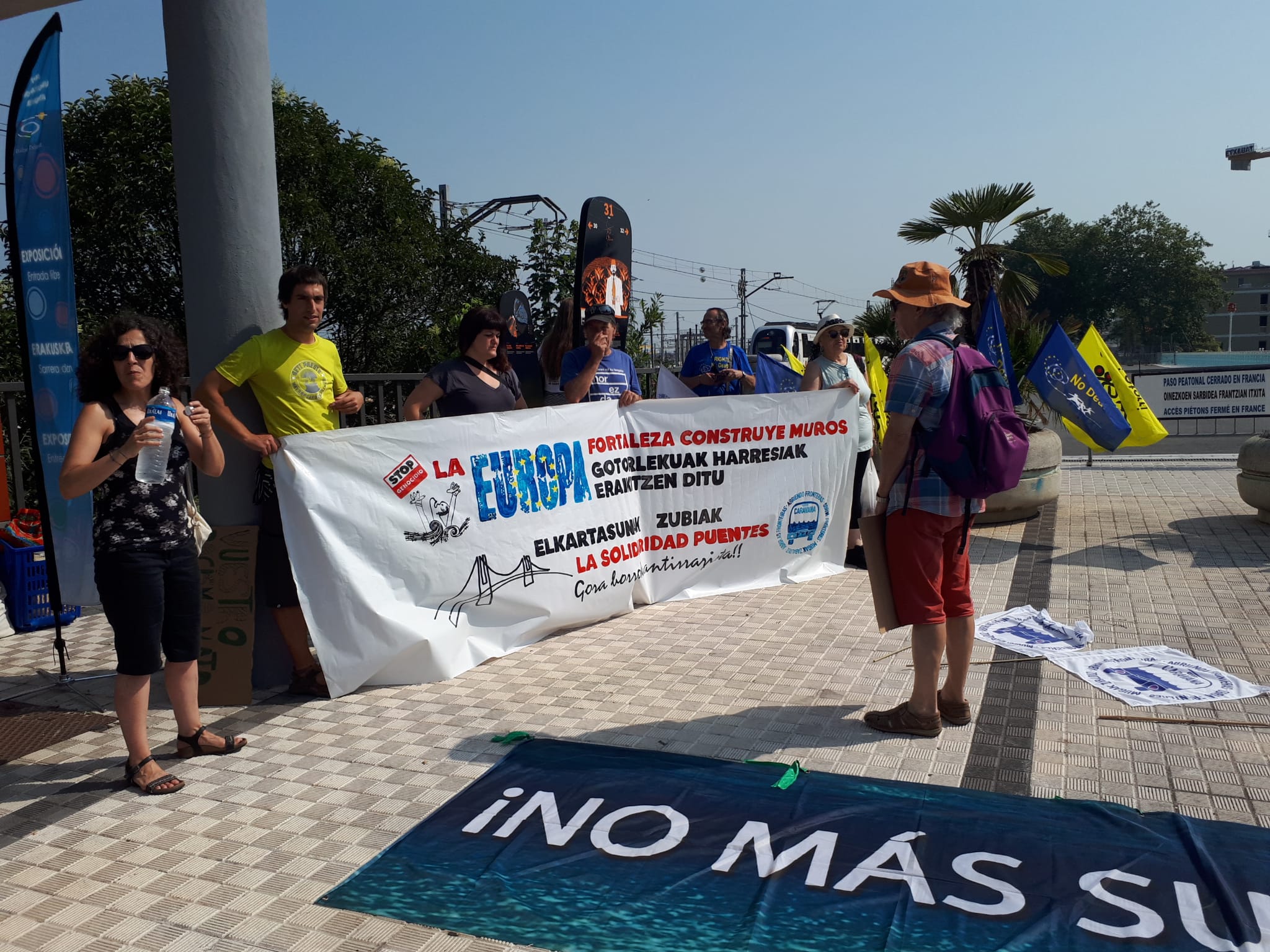 Chaîne humaine Bayonne mars 2022